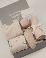 ⁦מארז מתנה מיננה - Welcome, Little One - ורוד בהיר⁩ – תמונה ⁦2⁩